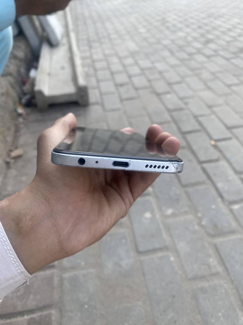 Dcode Bold 3 Pro 8+8 128 official pta 2