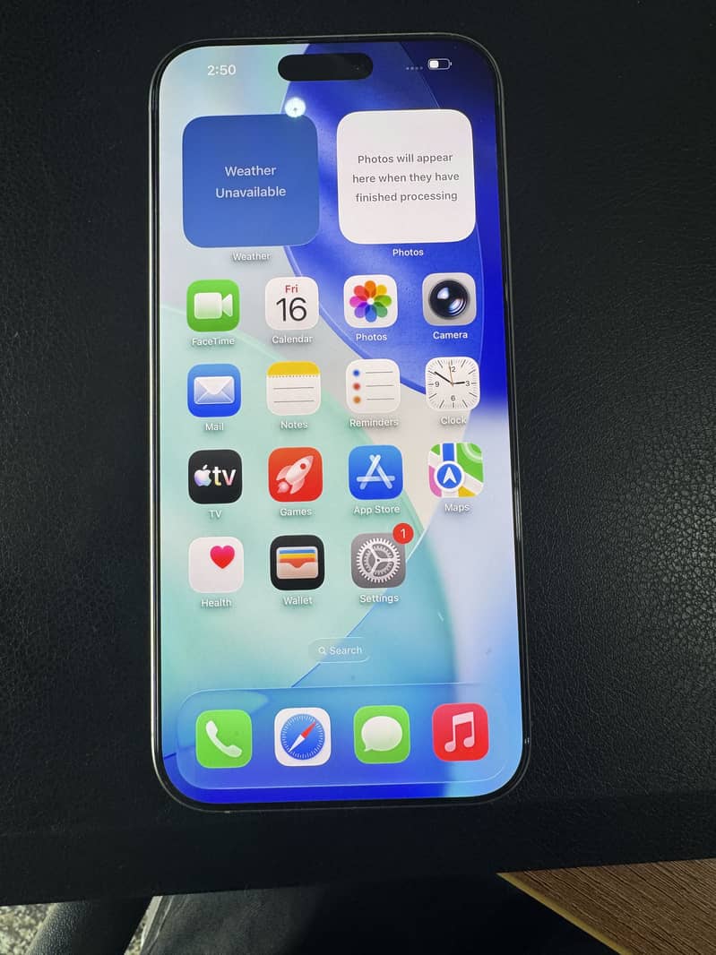 Apple iPhone 16 Pro Max 1