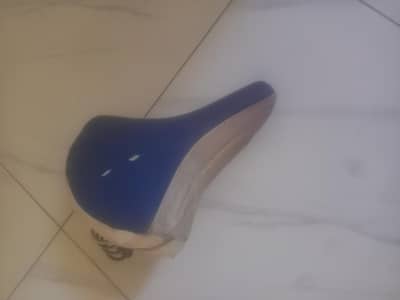 Heavy Seat of Sohrab Cycle