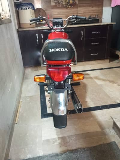 Honda CD 70 2023