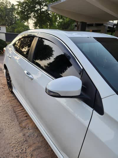 Toyota Altis Grande 2025