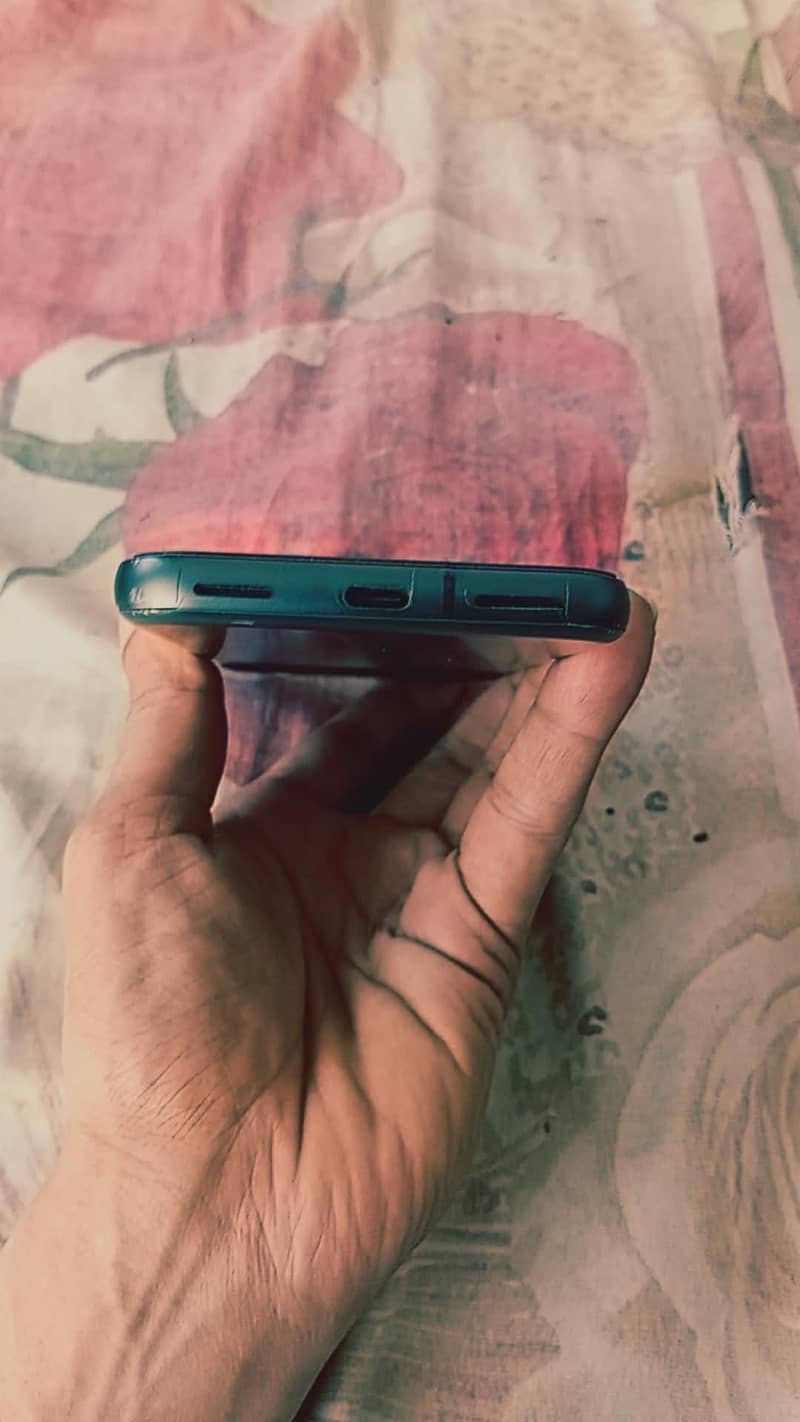 Google Pixel 8a 5
