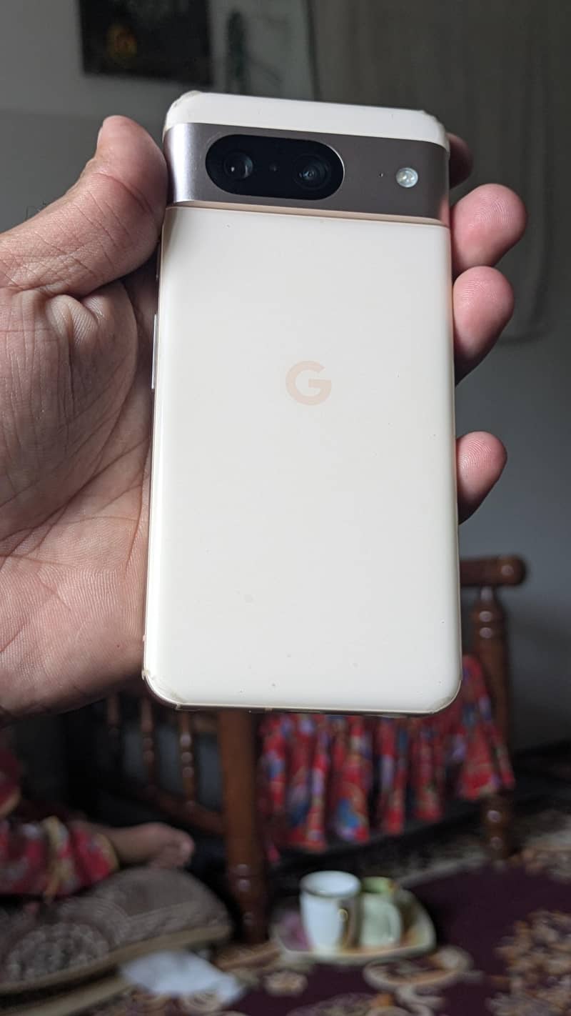 Google Pixel 8 2