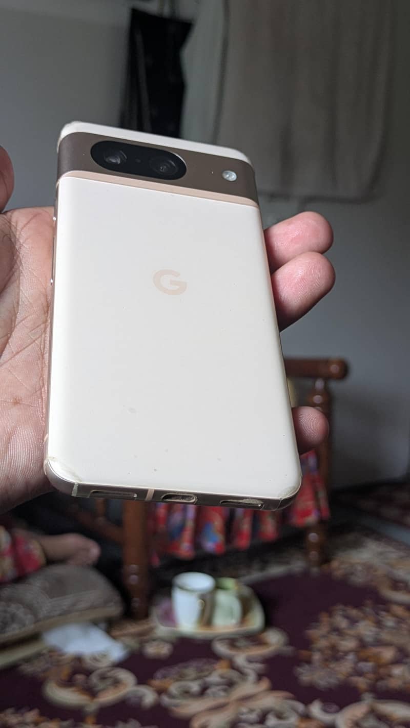 Google Pixel 8 3