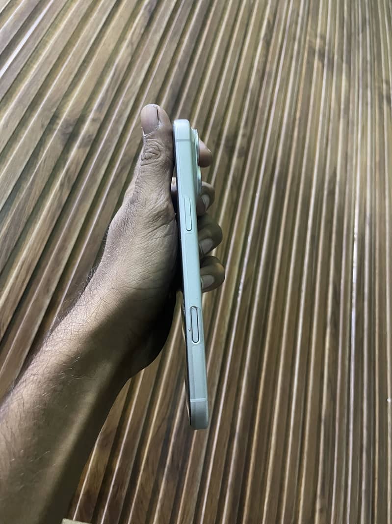 Apple iPhone 17 Pro Max 2