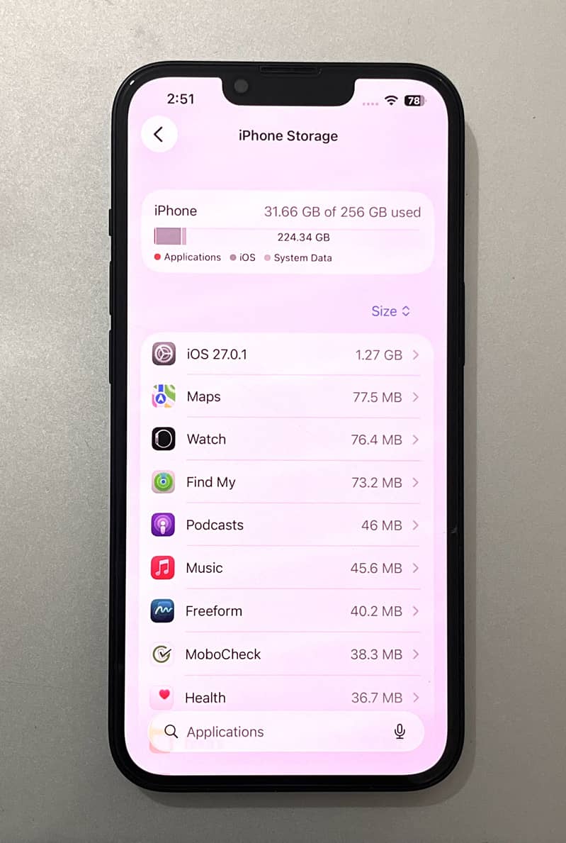 Apple iPhone 13 1