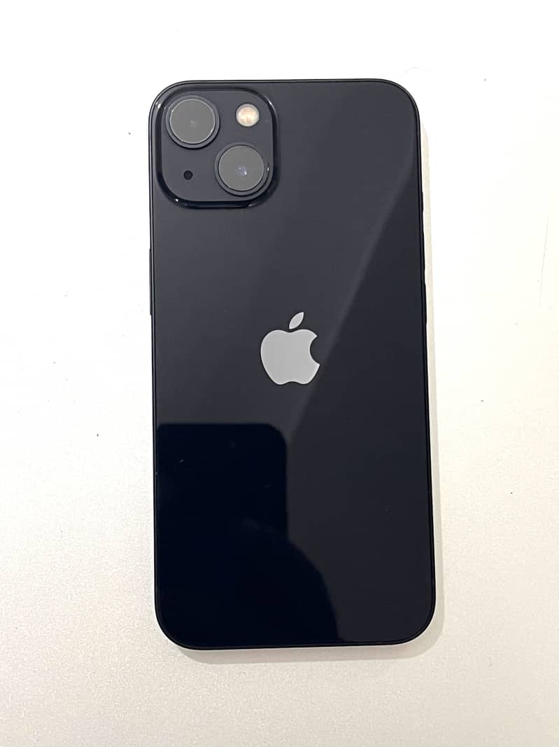 Apple iPhone 13 5