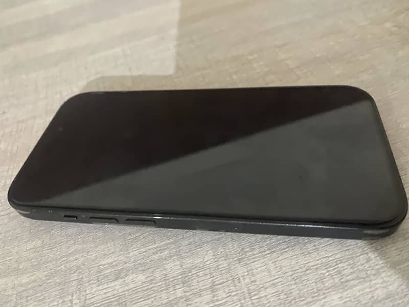 Apple iPhone 14 Pro 1