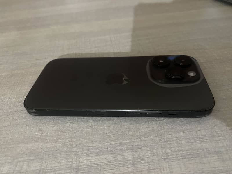 Apple iPhone 14 Pro 3