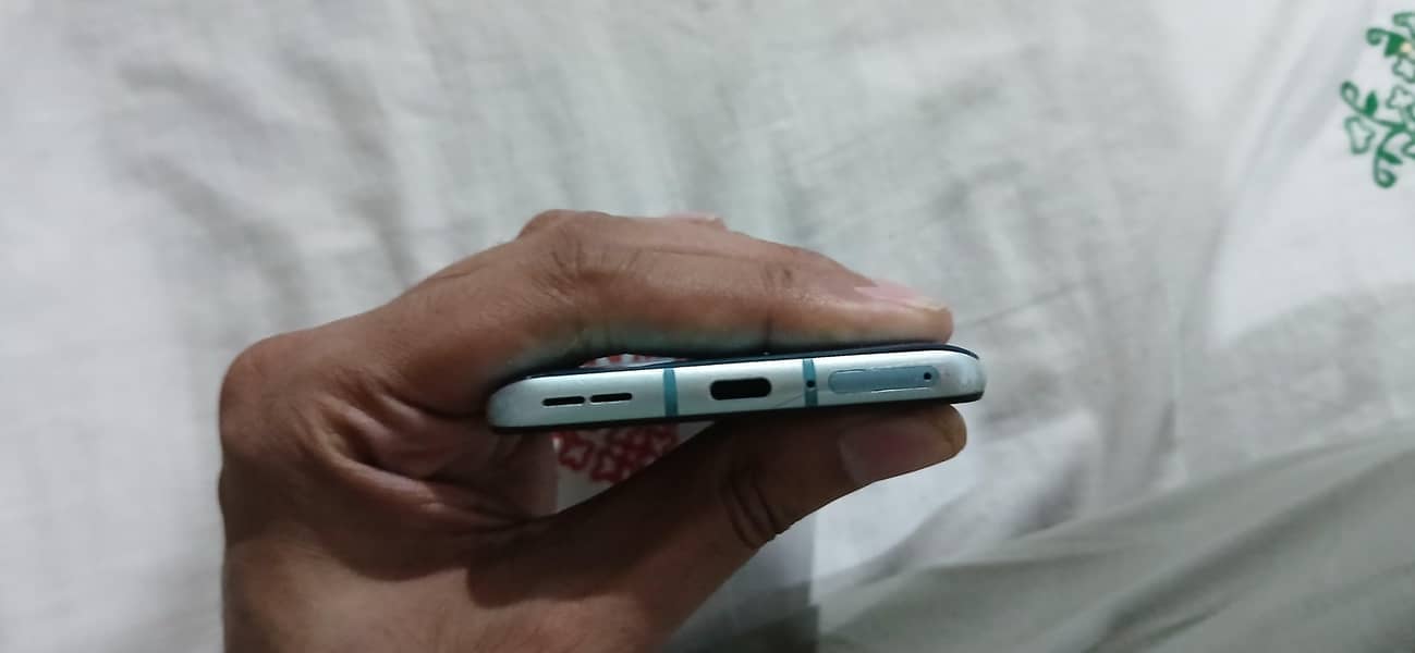 One Plus 8t 1