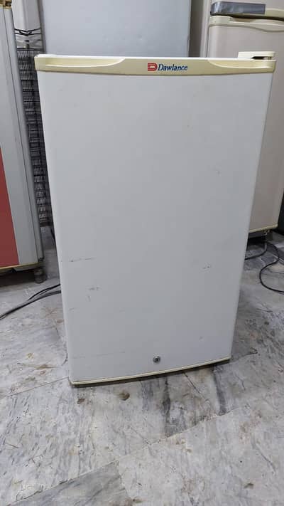 Dawlance room size fridge
