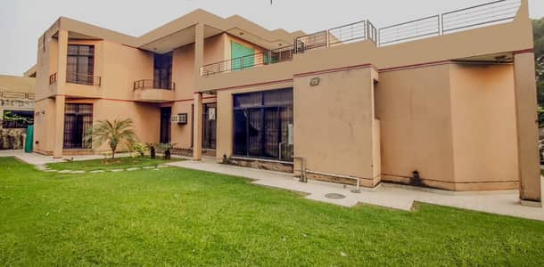 One Kanal Lawn + One Kanal Used Modern Design Most Beautiful Bungalow For Sale At Prime Location Of DHA Lahore Near To DHA Lahore Near To Park Masjid & Commercial Market.