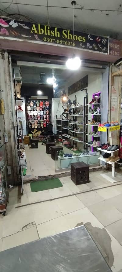 shoes shalves or rakes only