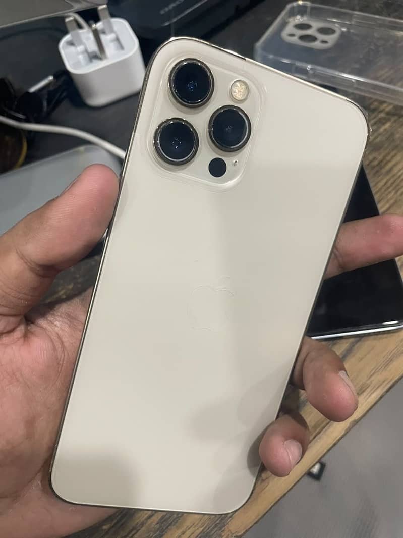 Apple iPhone 12 Pro Max 2