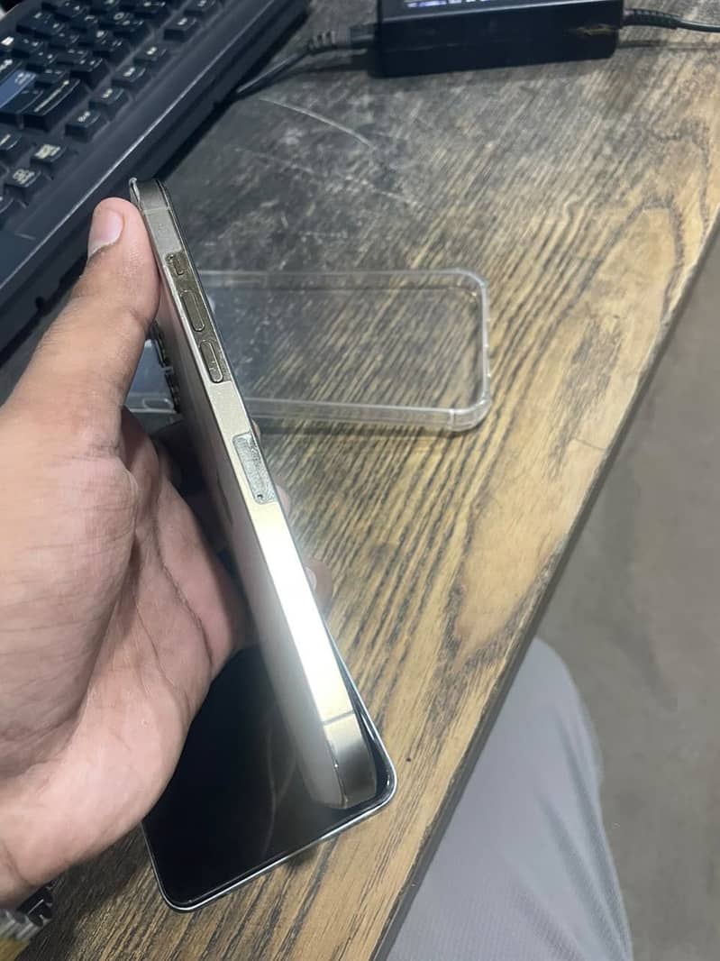 Apple iPhone 12 Pro Max 7