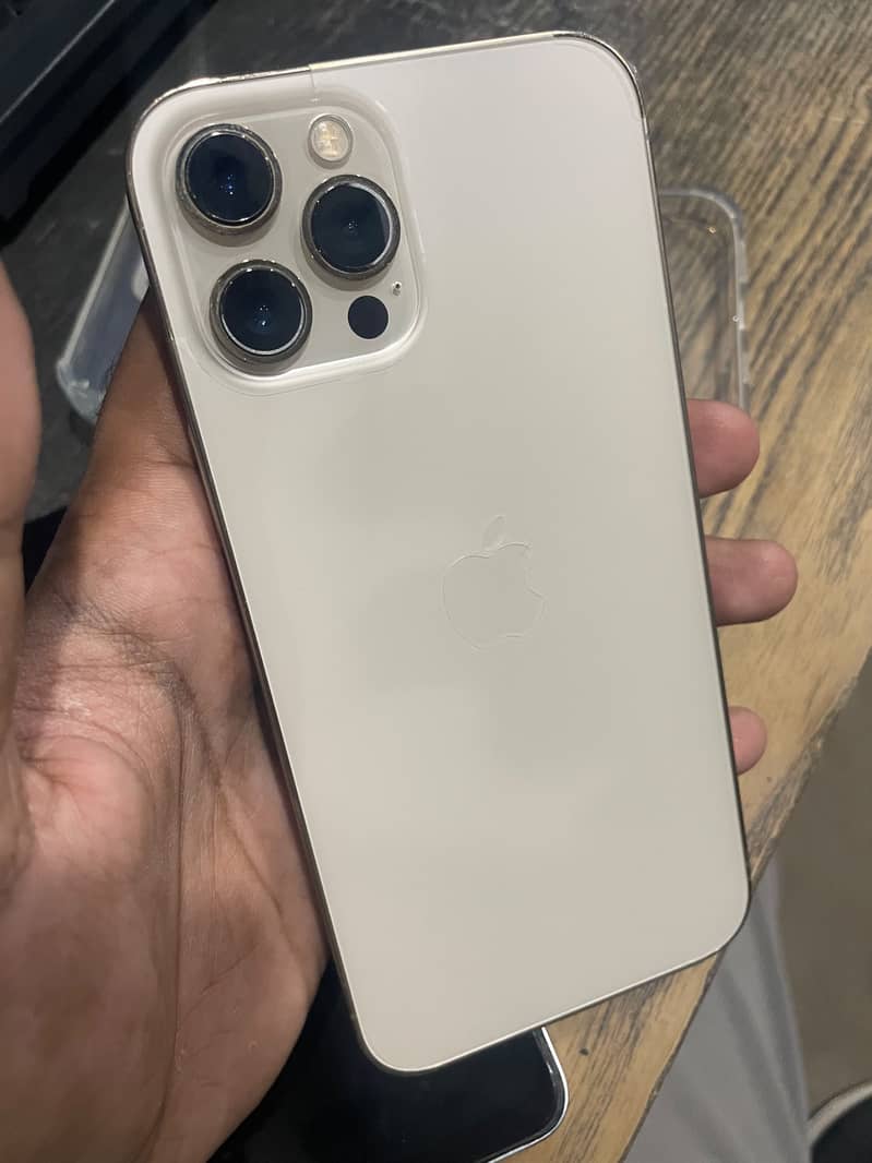 Apple iPhone 12 Pro Max 9