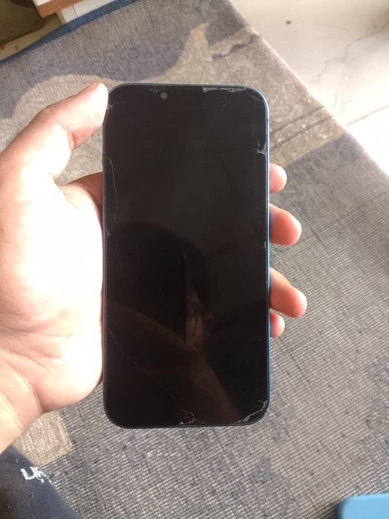 Apple iPhone 13 1