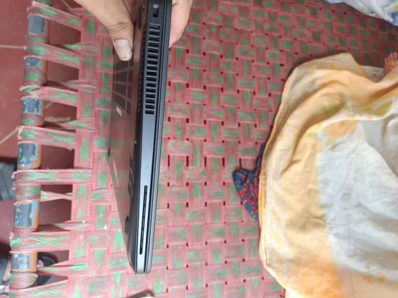 Dell E7270 2