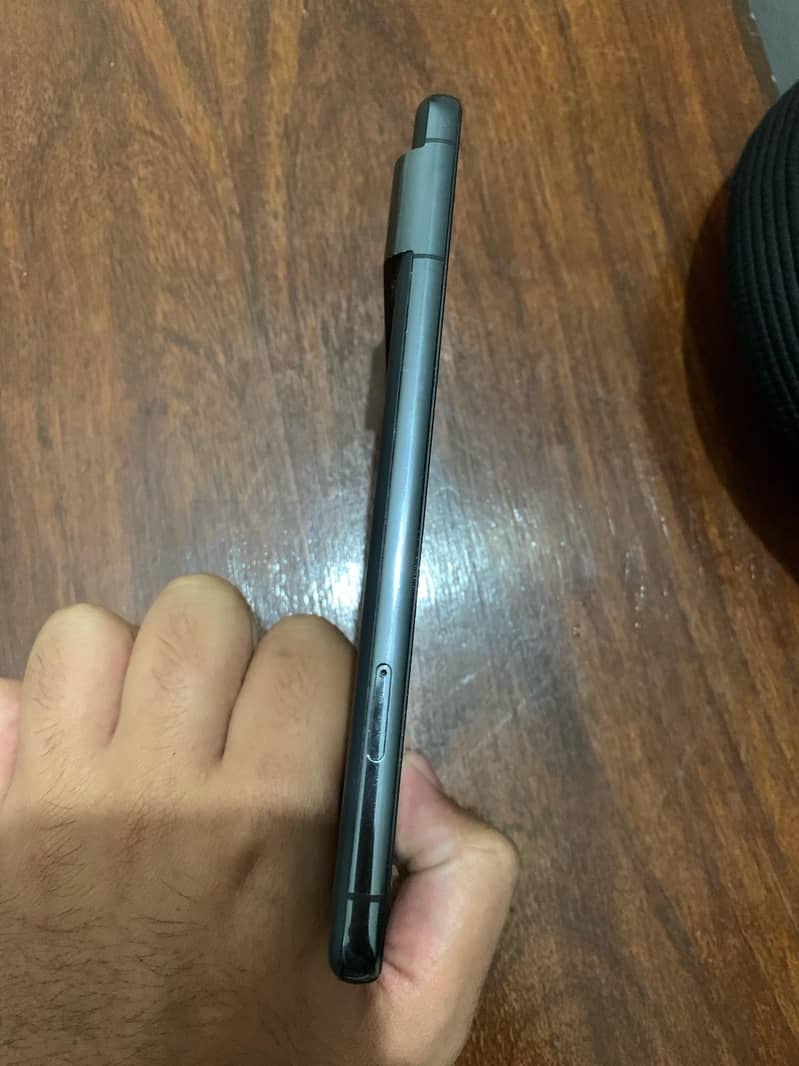 Google Pixel 8 Pro 3