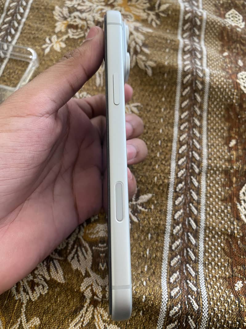 Apple iPhone 17 Pro Max 1