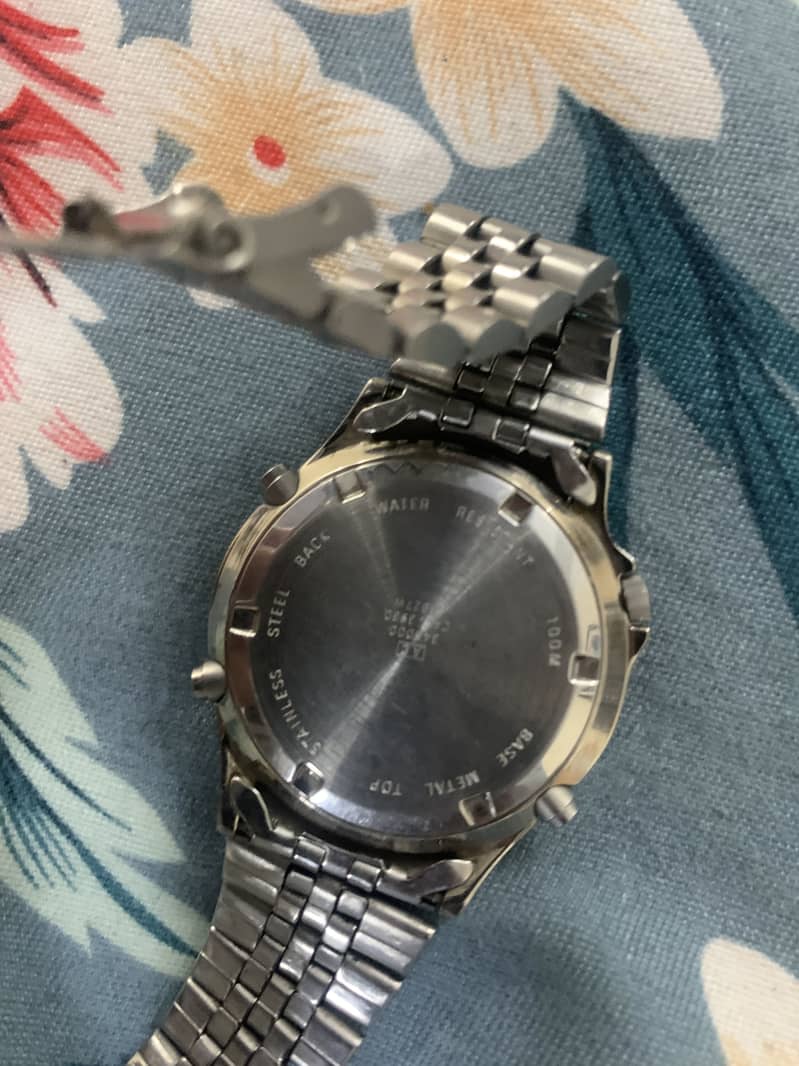 Watch 2