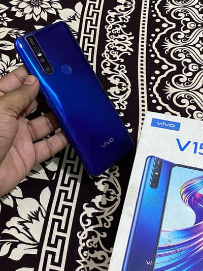 Vivo V15
