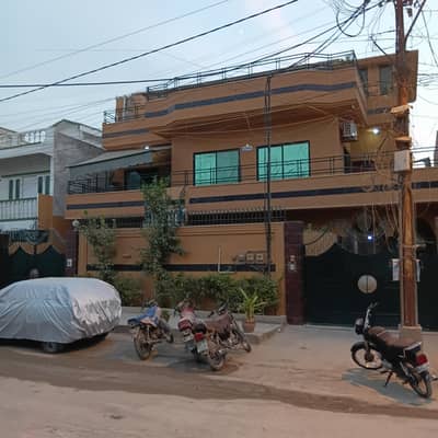 9 ROOMS INDEPENDENT HOUSE 240 COMMERCIAL BLOCK 17 NEAR MAIN ROAD