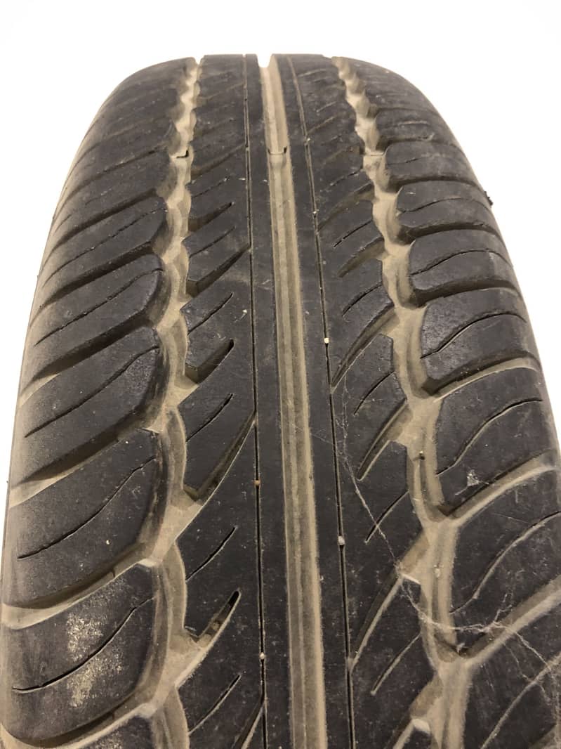 Used tyre 5