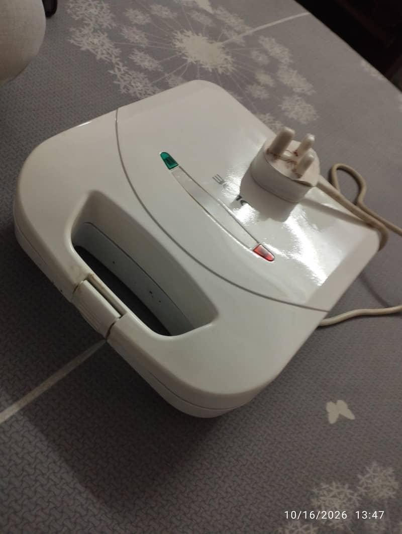 Sandwich Makers 1