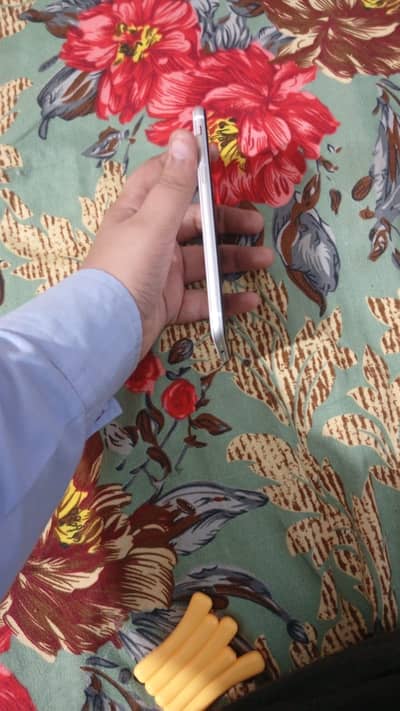 Apple iPhone SE