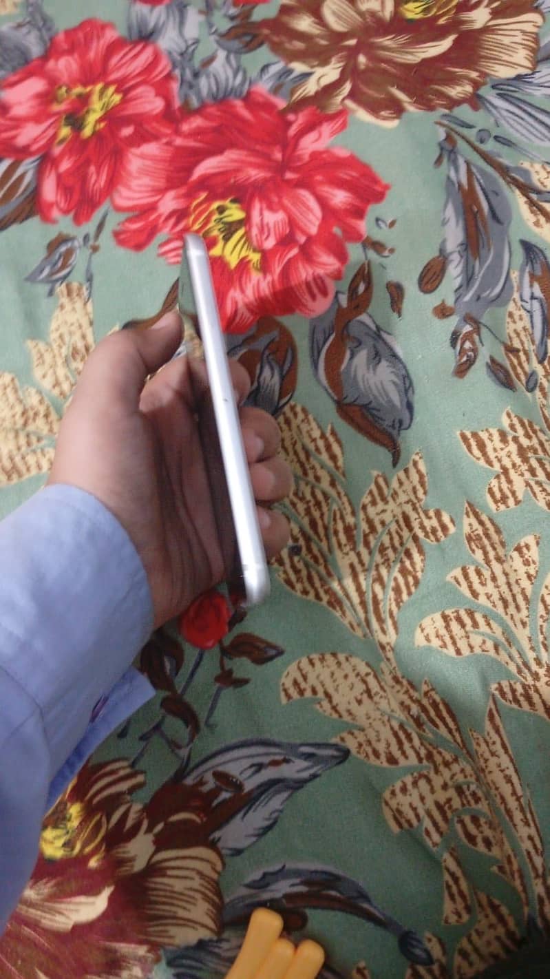 Apple iPhone SE 1