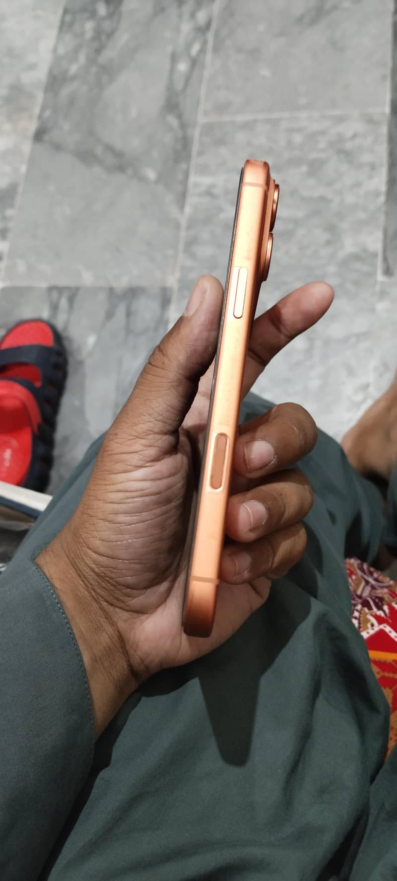 Apple iPhone 17 Pro Max 2