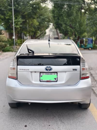 Toyota Prius 2011
