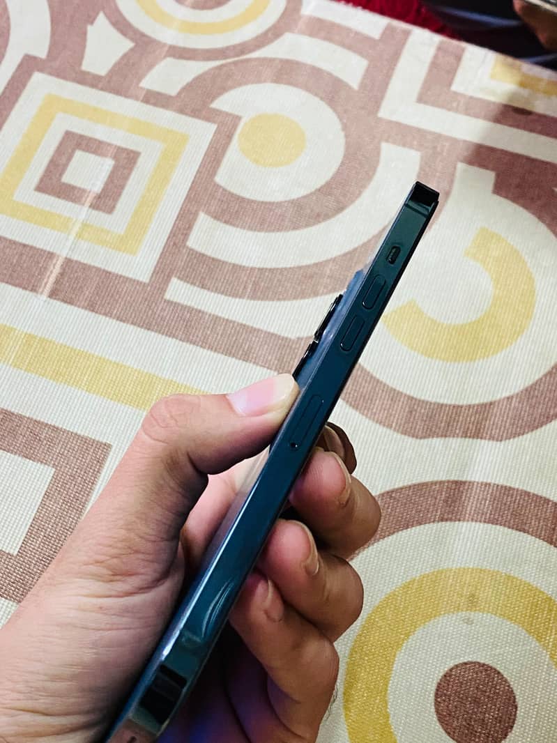 Apple iPhone 12 Pro Max 2