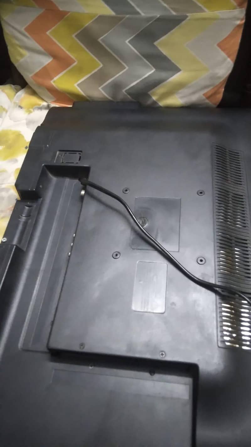 LED TV 1