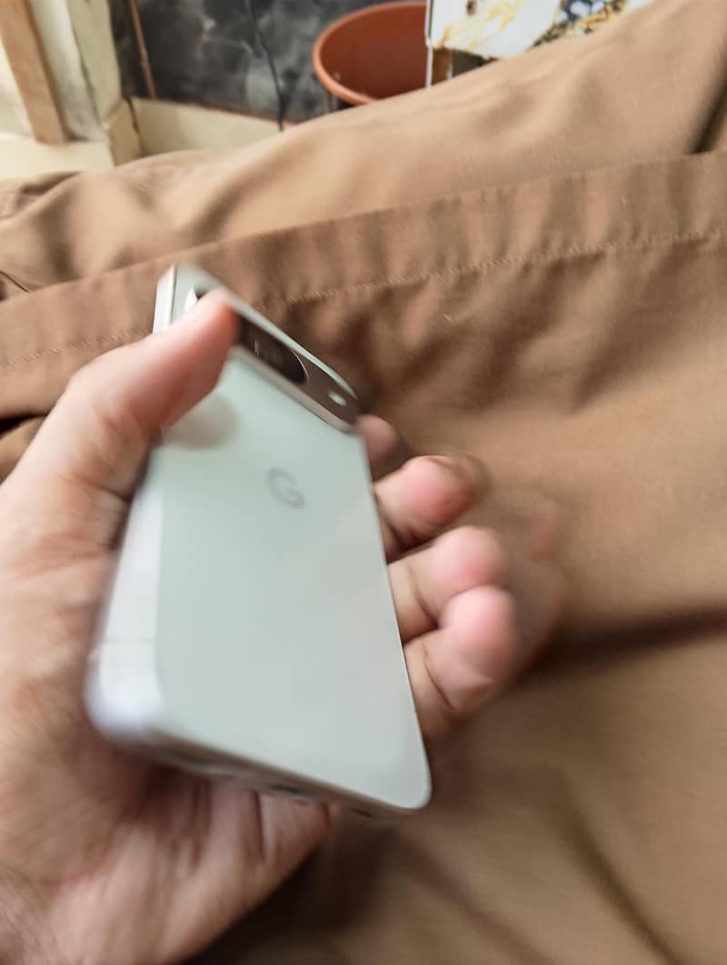 Google Pixel 9 1