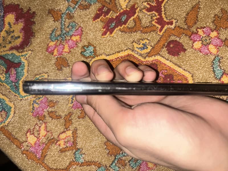 Sharp Aquos R2 2