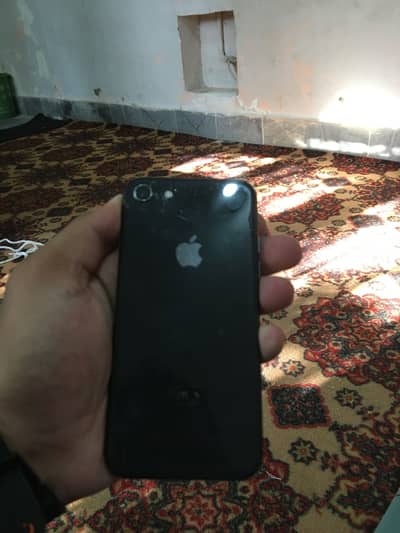 Iphone 8 hai Board kharab hai baqi teek hai