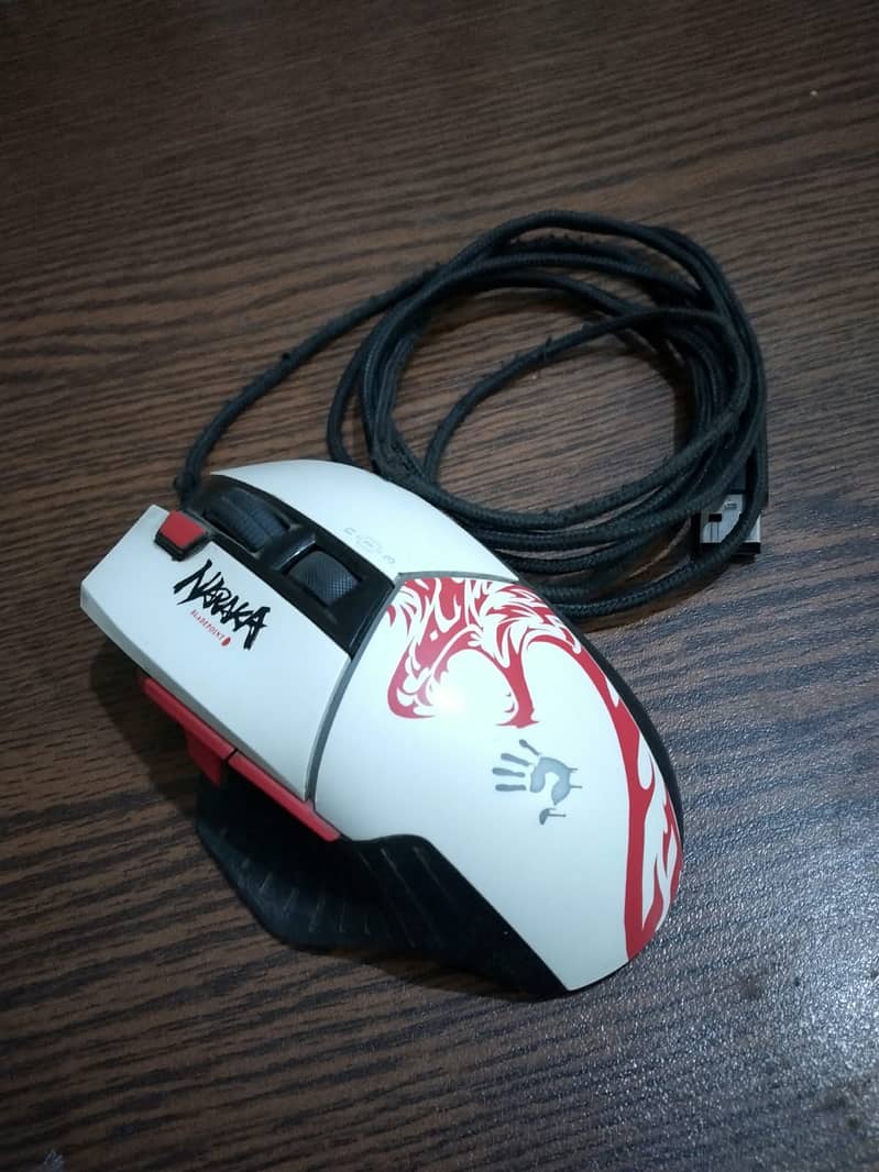 gaming mouse 1