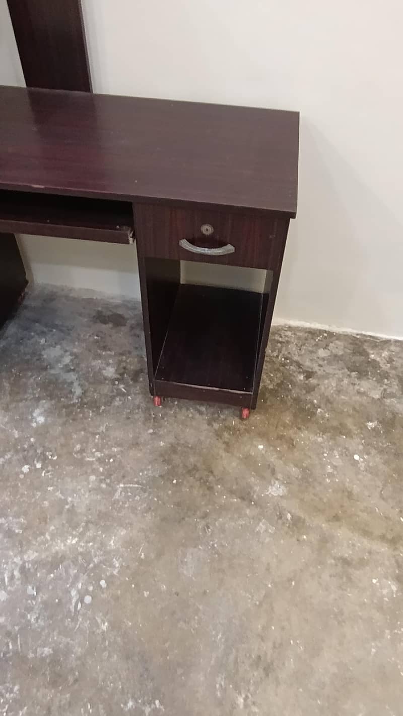 Computer + study table with book shelf 1
