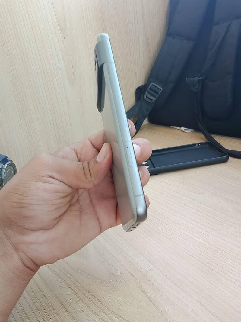 Google Pixel 8 3