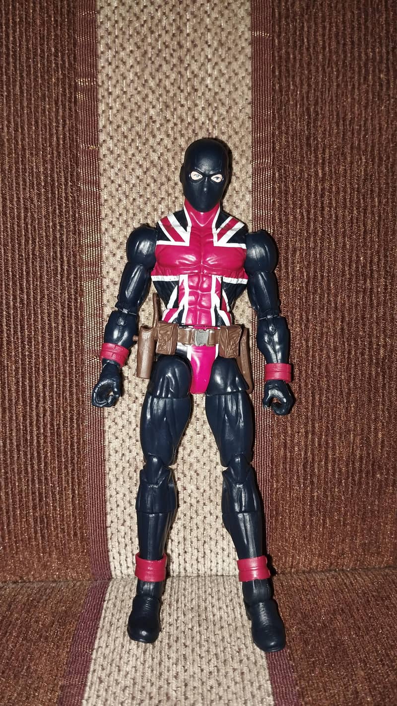 MARVEL LEGENDS ACTION FIGURES 8