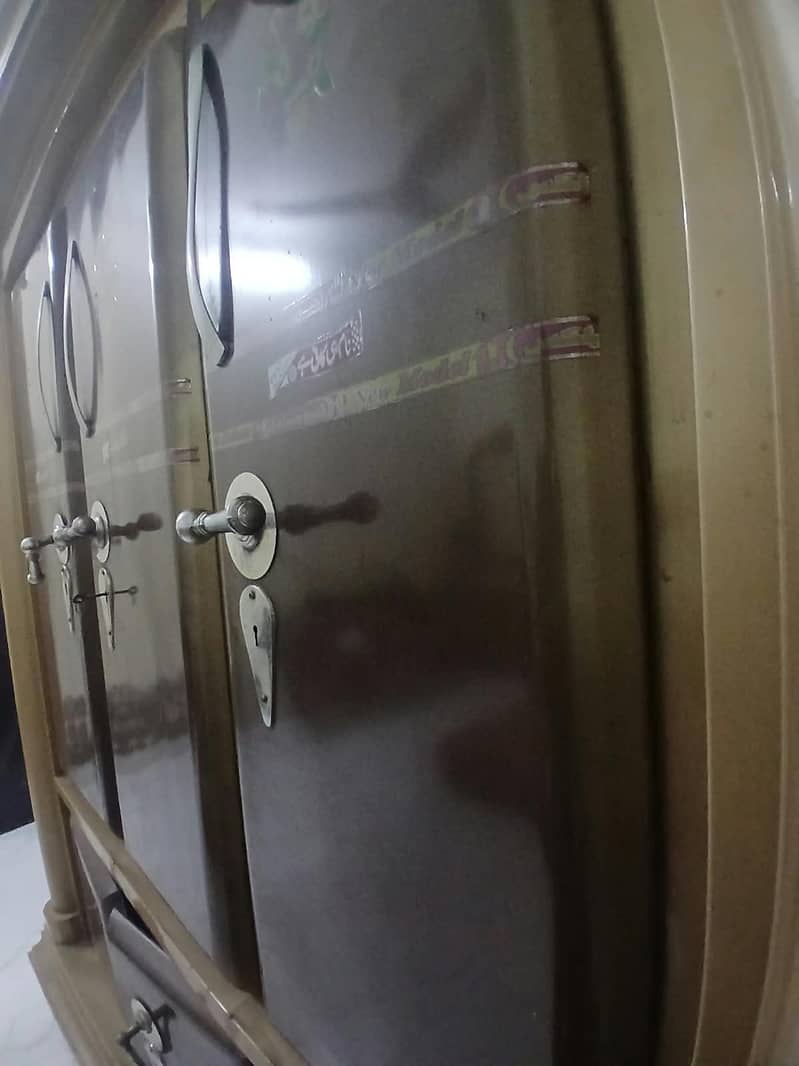 wardrobes 1