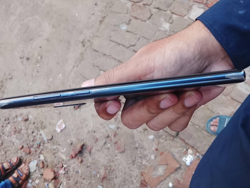 Samsung Mobile Note 10 Plus 5