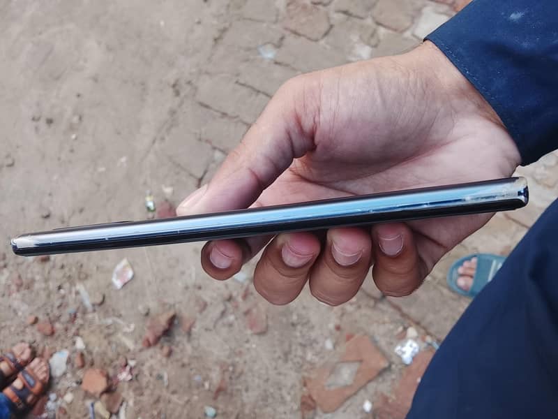 Samsung Mobile Note 10 Plus 6