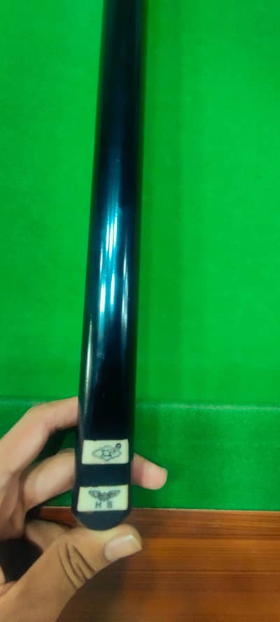 One piece new cue LP (ORIGINAL) PERFECT 10/10 CONDITION