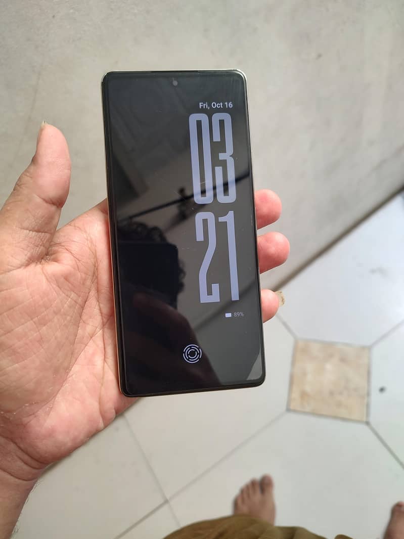 Tecno CAMON 30 7