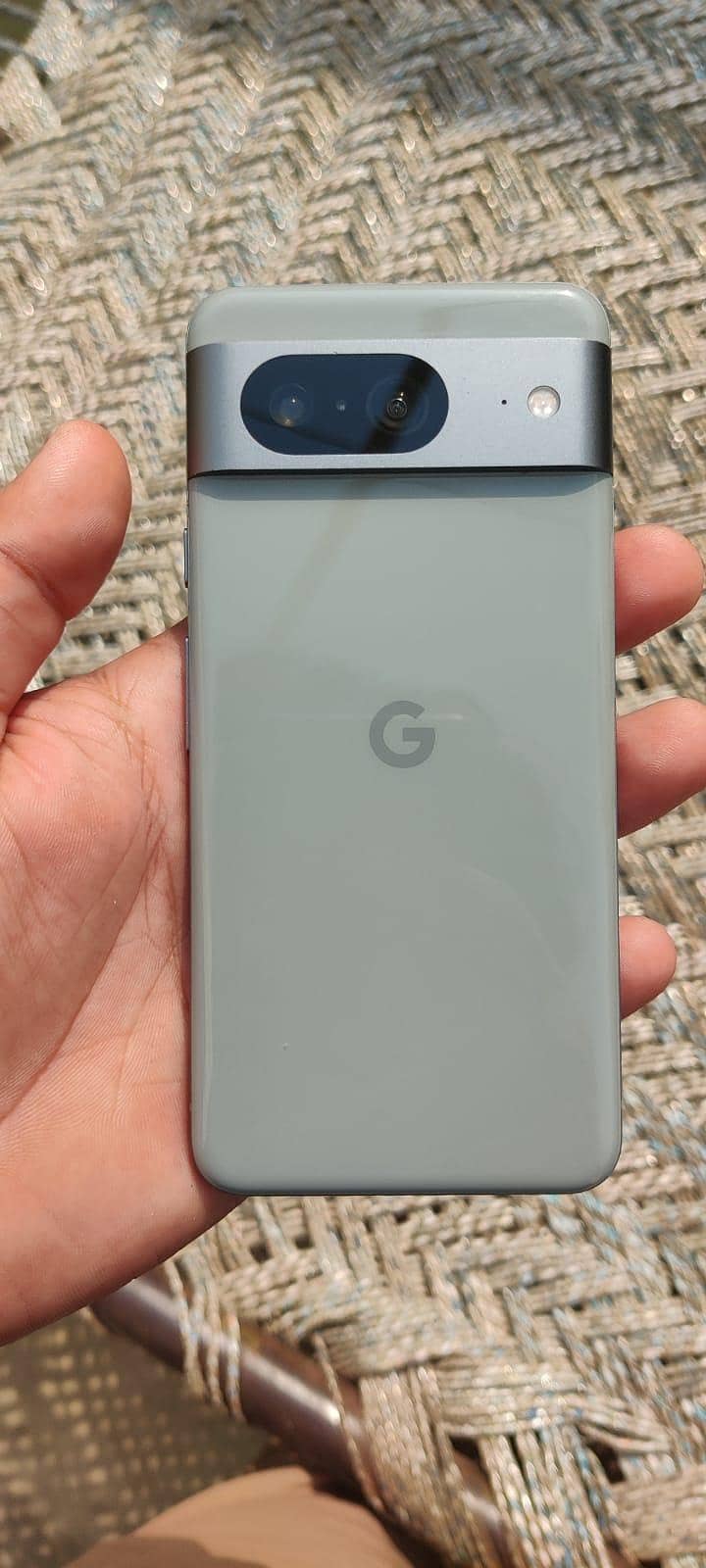 Google Pixel 8 1