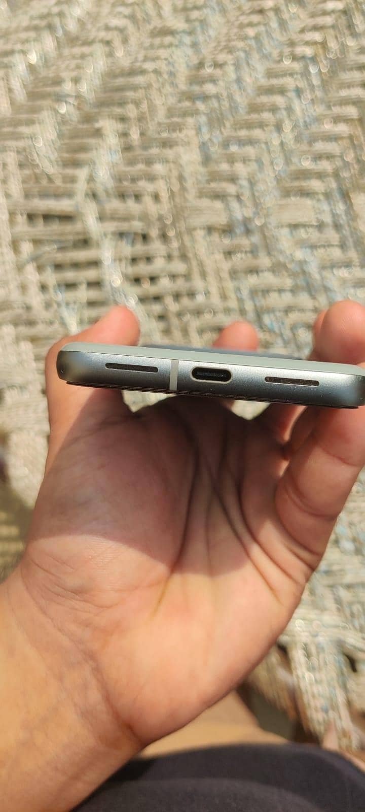 Google Pixel 8 6
