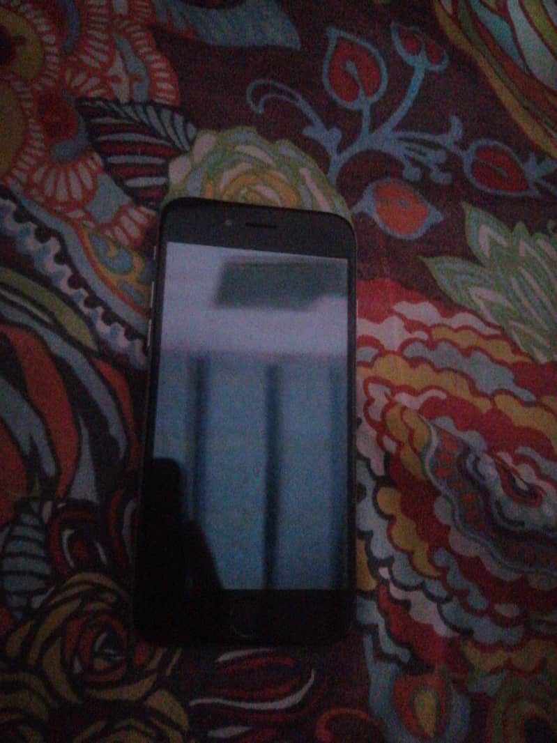 Apple iPhone 6S 0